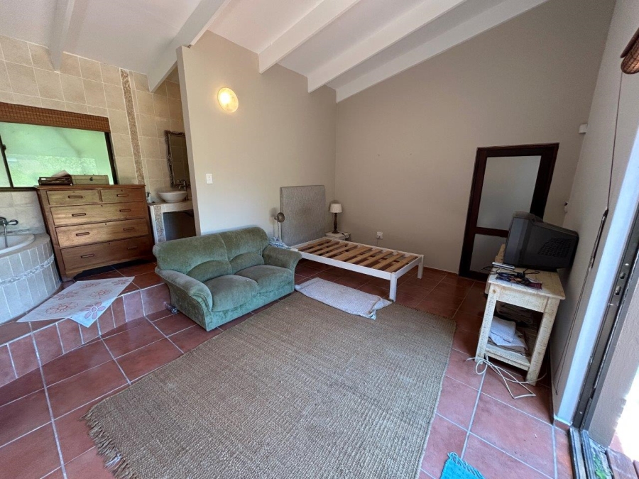 4 Bedroom Property for Sale in Noorsekloof Eastern Cape